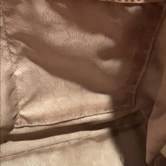 Michael Kors Handbag - Picture 4 of 7